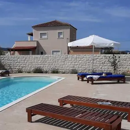 Sea Breeze Coastal House In Almyros Casa de Férias