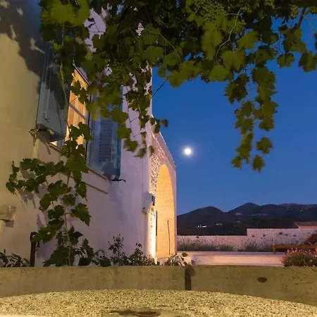 Casa de Férias Sea Breeze Coastal House In Almyros