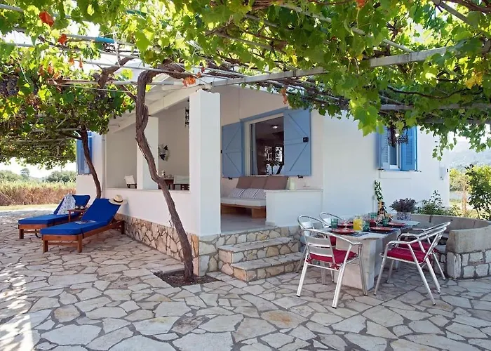 Sea Breeze Coastal House In Almyros *